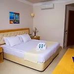 دراغوت بوينت ساوث الشامل كليًا منتجع تورغوتْريس
