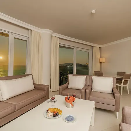Resort Dragut Point South Turgutreis