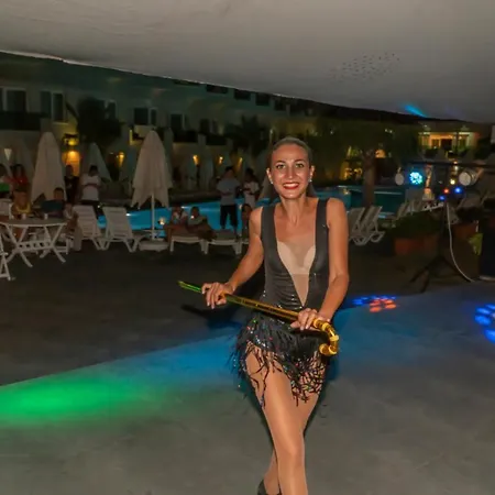 Resort Dragut Point South