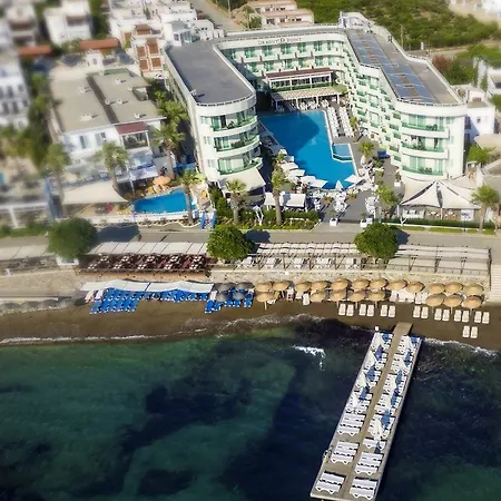 Resort Dragut Point South 4*