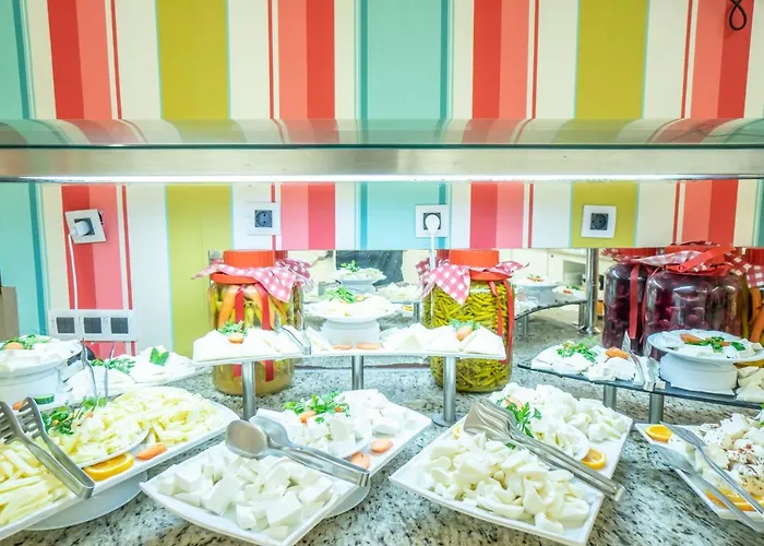 Semesteranläggning (resort) Dragut Point South