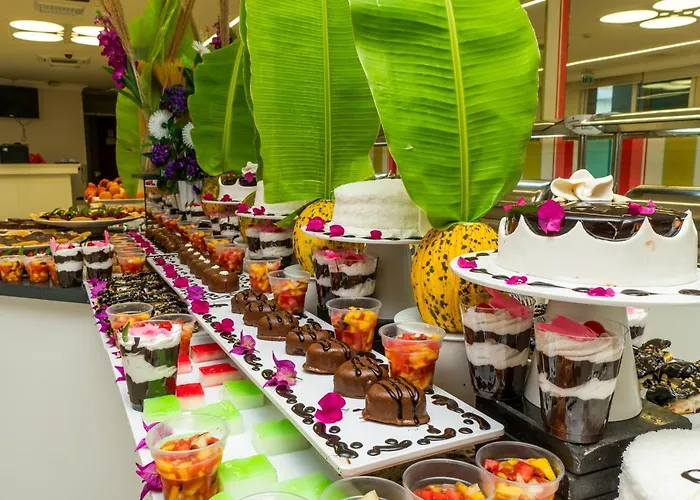 Semesteranläggning (resort) Dragut Point South 4*