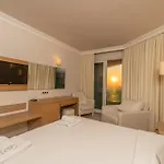 אתר נופש Dragut Point South טורגוטריס