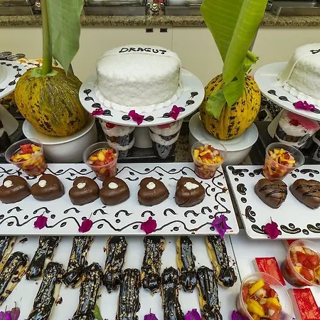 Dragut Point South Rezort 4*