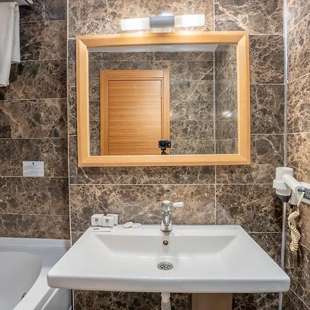 Dragut Point South Resort 4*