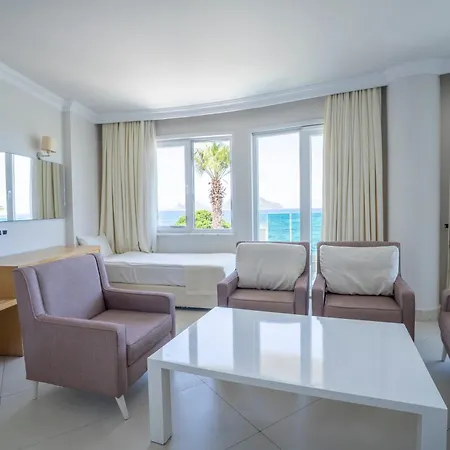 Resort Dragut Point South 4*