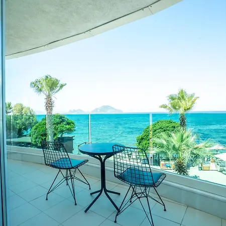 Resort Dragut Point South