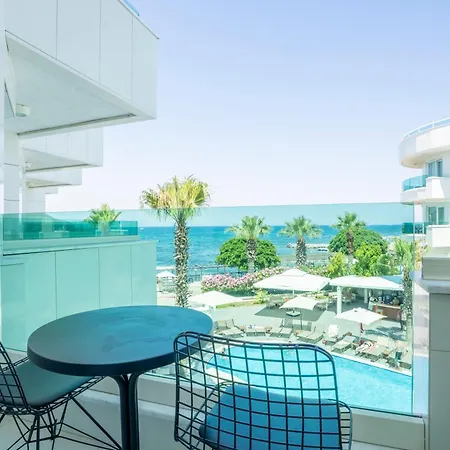 Dragut Point South Resort 4*