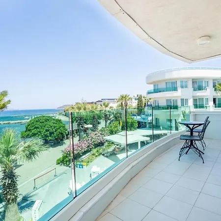 Dragut Point South Resort 4*