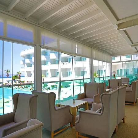 리조트 Dragut Point South 4*