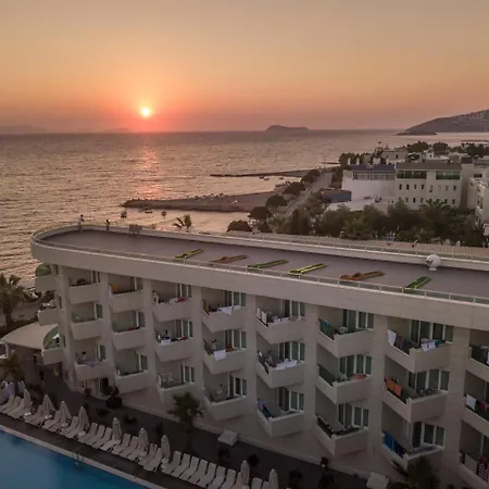 Dragut Point South 4*