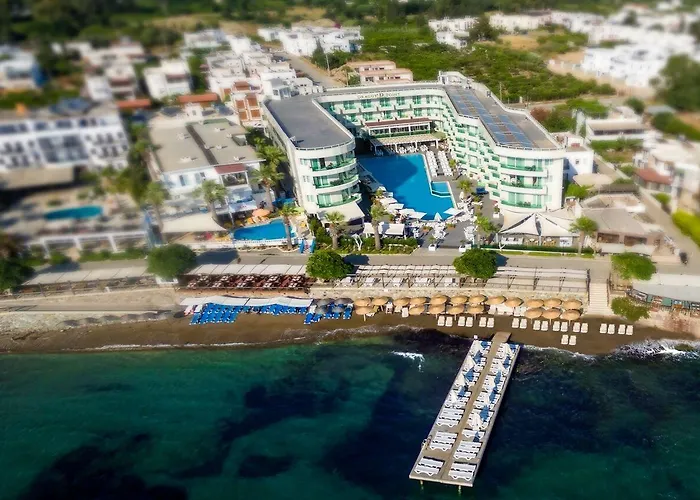 Dragut Point South 4*