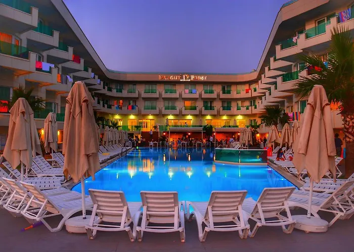 Resort Dragut Point South 4*