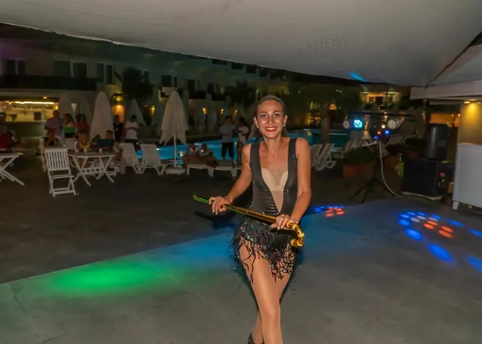 Resort Dragut Point South