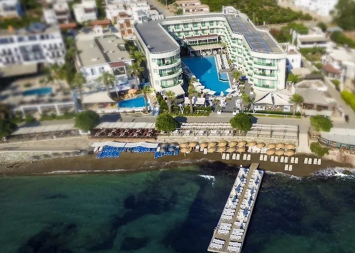 Semesteranläggning (resort) Dragut Point South 4*