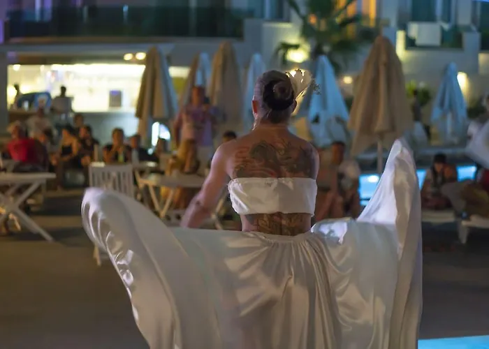 Resort Dragut Point South